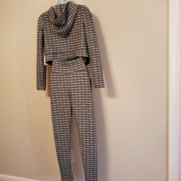 Two Pieces Honeycomb Active Bun Sculp Seam Leggings Size S/M. - Picture 4 of 15